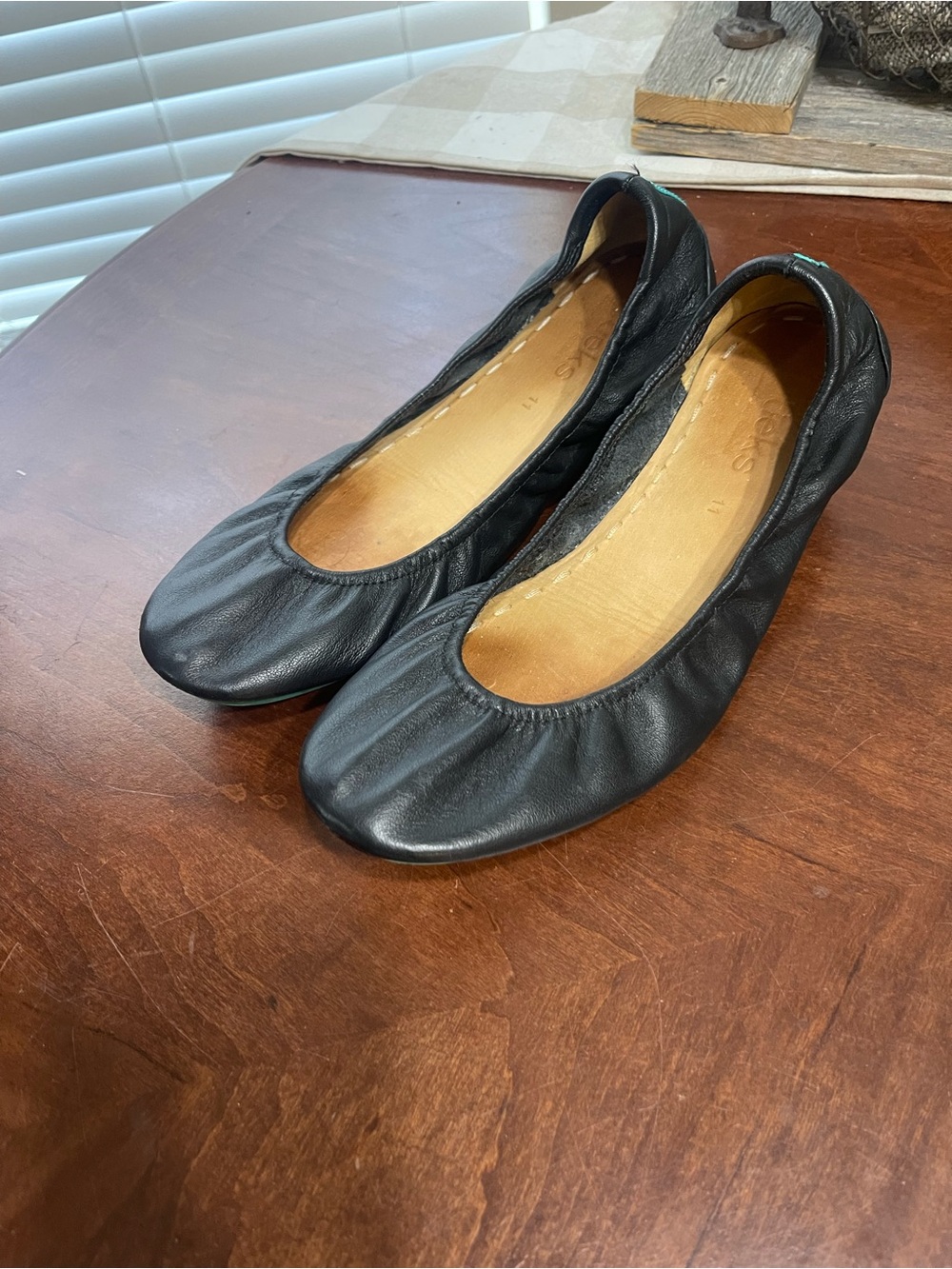 TIEKS Size 11 Matte Black Leather Ballet Flats
